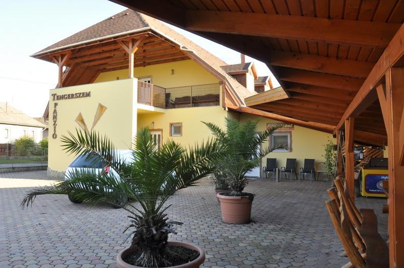 Tengerszem Panzio Bed & Breakfast Bánk Екстериор снимка